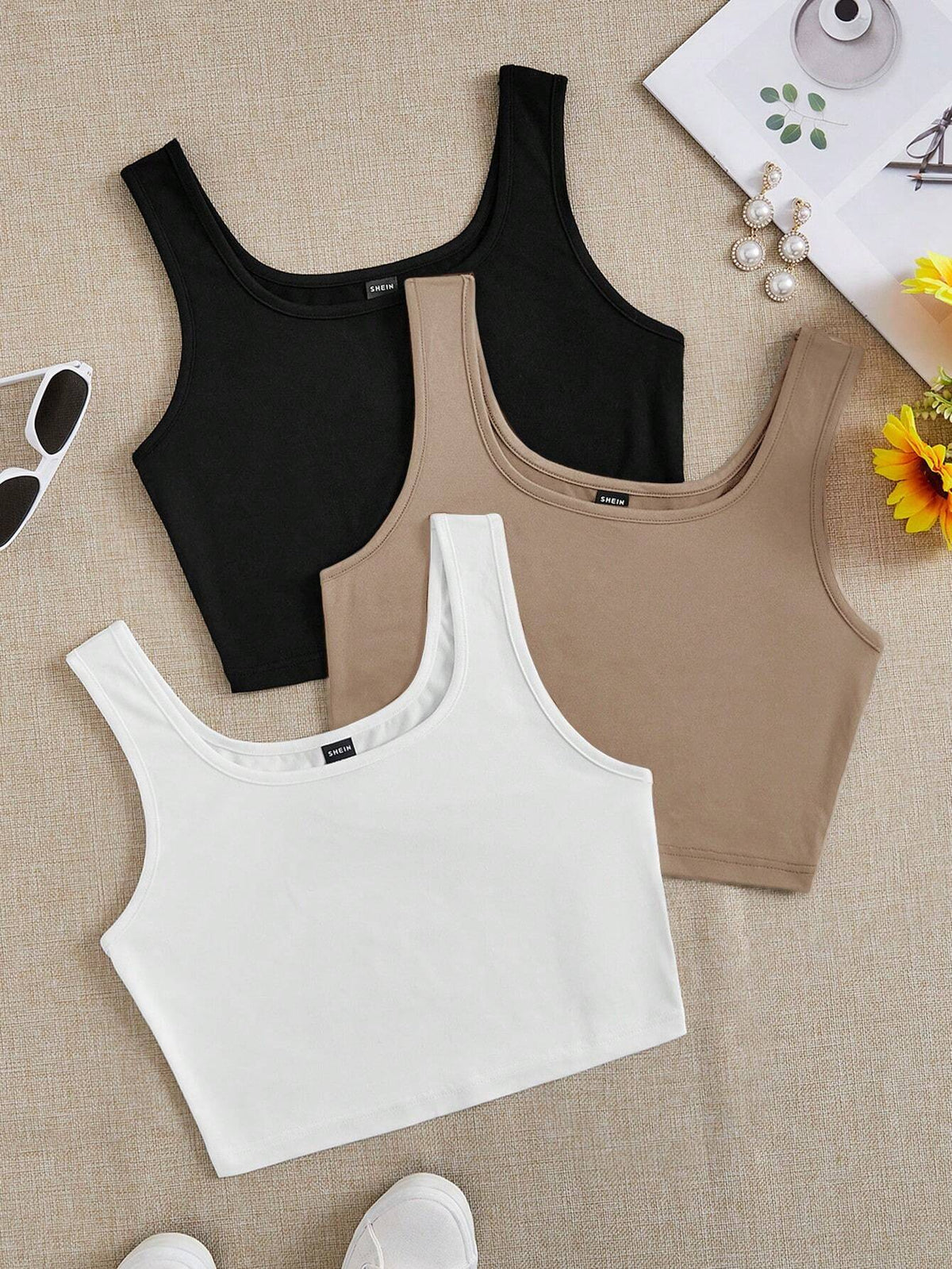 EZwear 3pcs Black, White, Gray Round Neck Super Short Casual Fitted Tank Tops For Women, Suitable For Summer