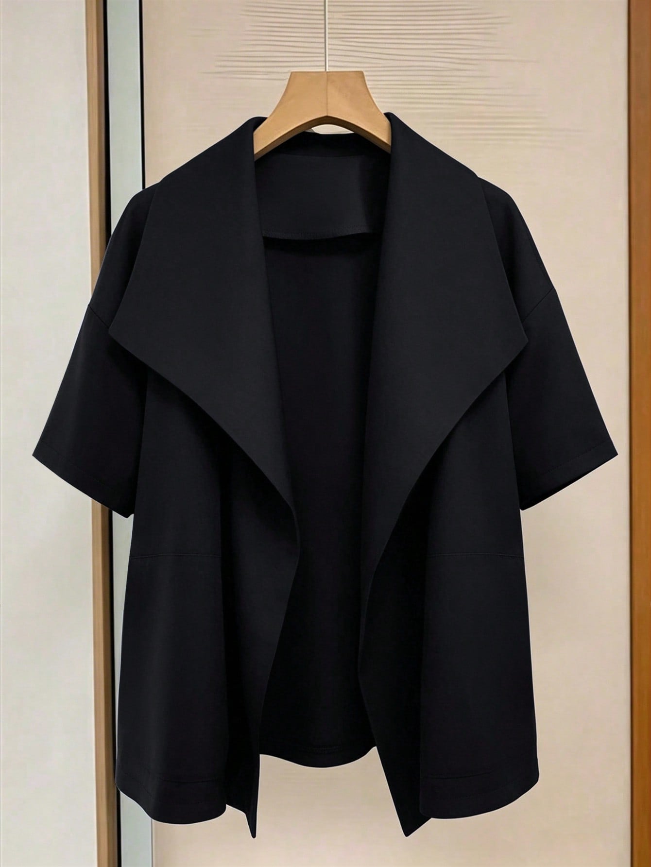 GlowEve CURVE Plus Size Women's Solid Color Versatile Thin Short Sleeve Jacket