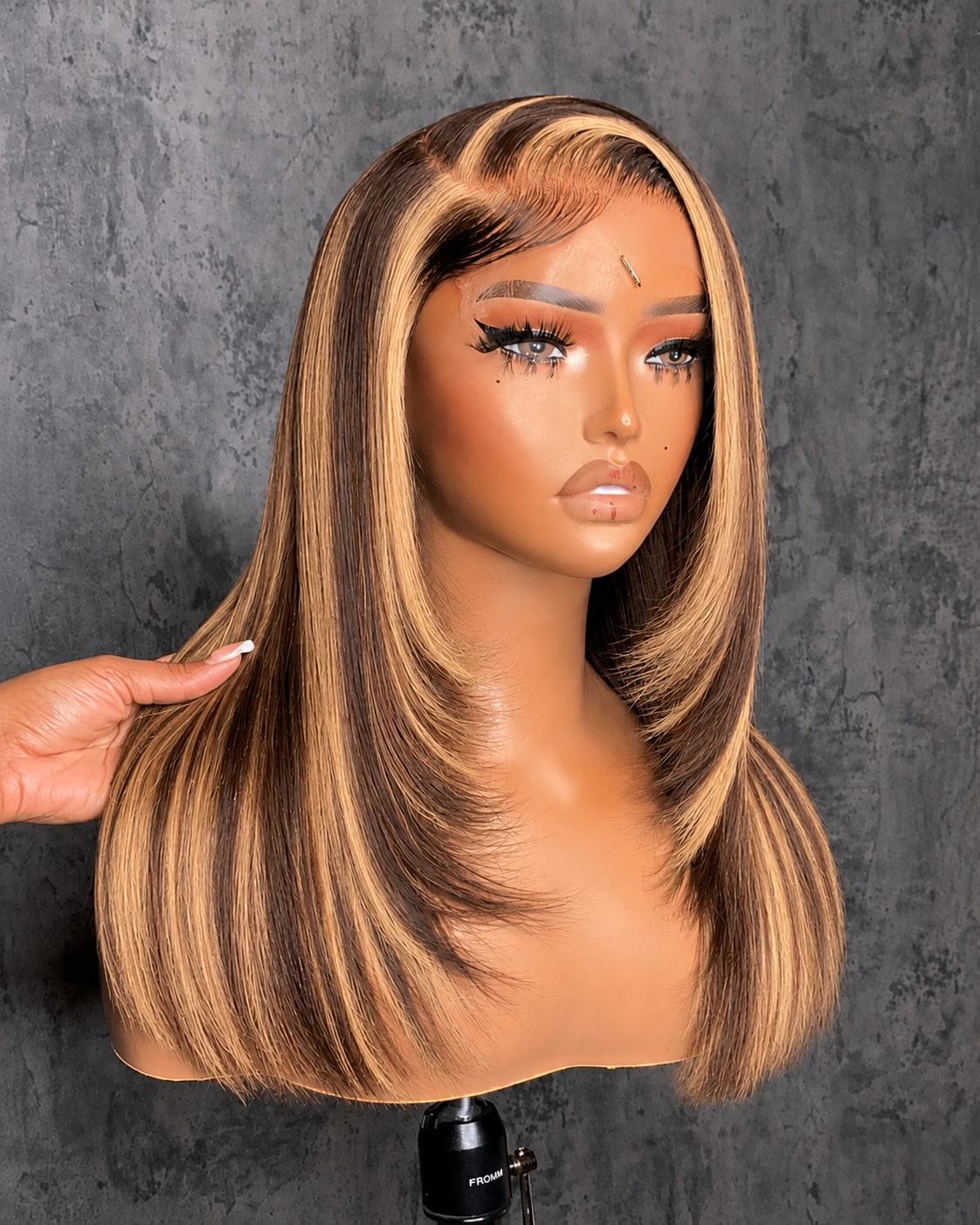 Uveous Ombre Highlight Lace Front Wig Human Hair 4/27 Highlight Colored Bone Straight Wigs 13X4 Transparent Lace Frontal Glueless Wigs Honey Blonde Colored Human Hair Pre Plucked For Women