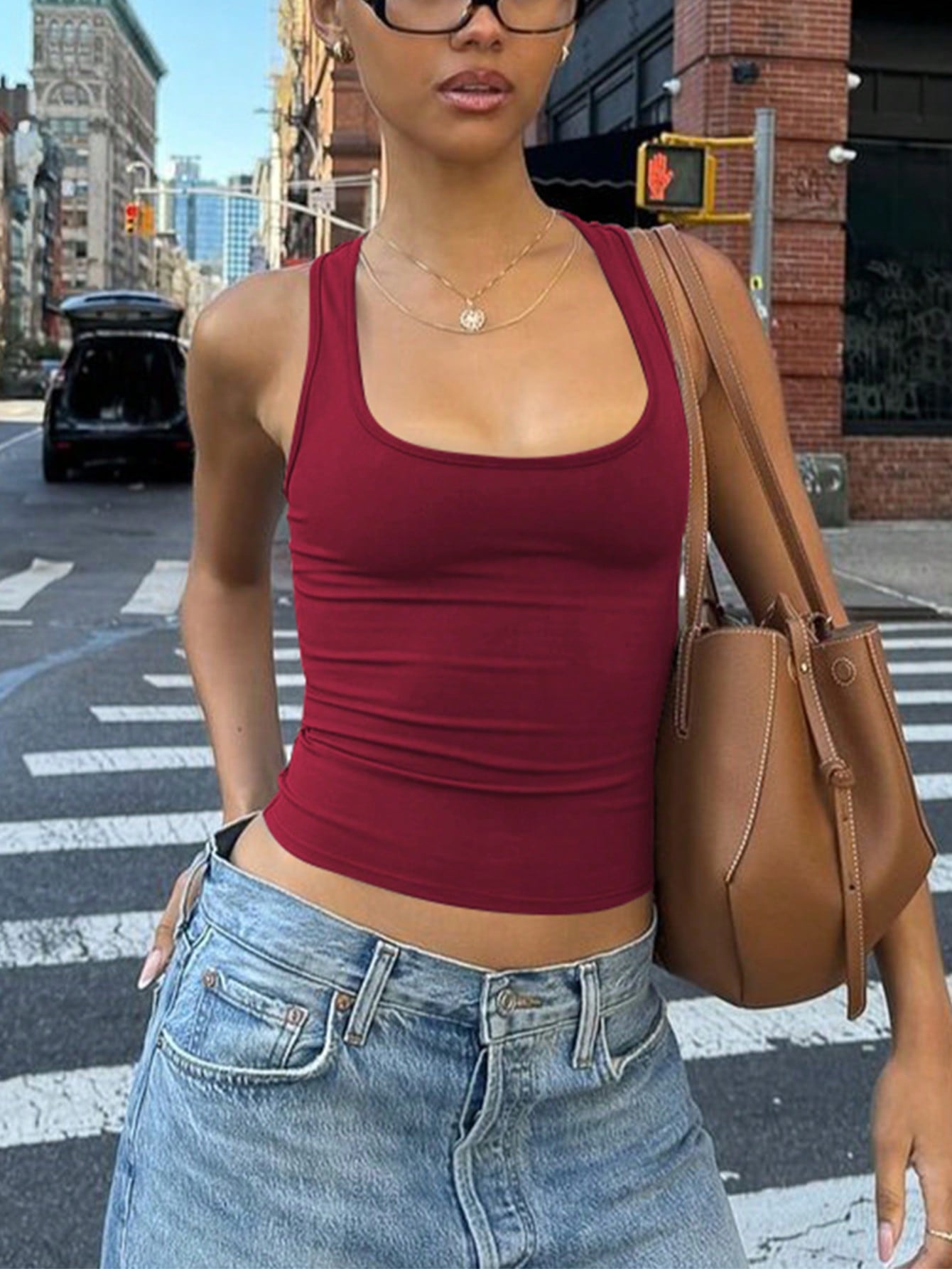 Women's Casual Solid Color Fitted Crop Top, Sexy Spaghetti Strap Midriff-Baring Streetwear For Daily Wear And Vacation Summer