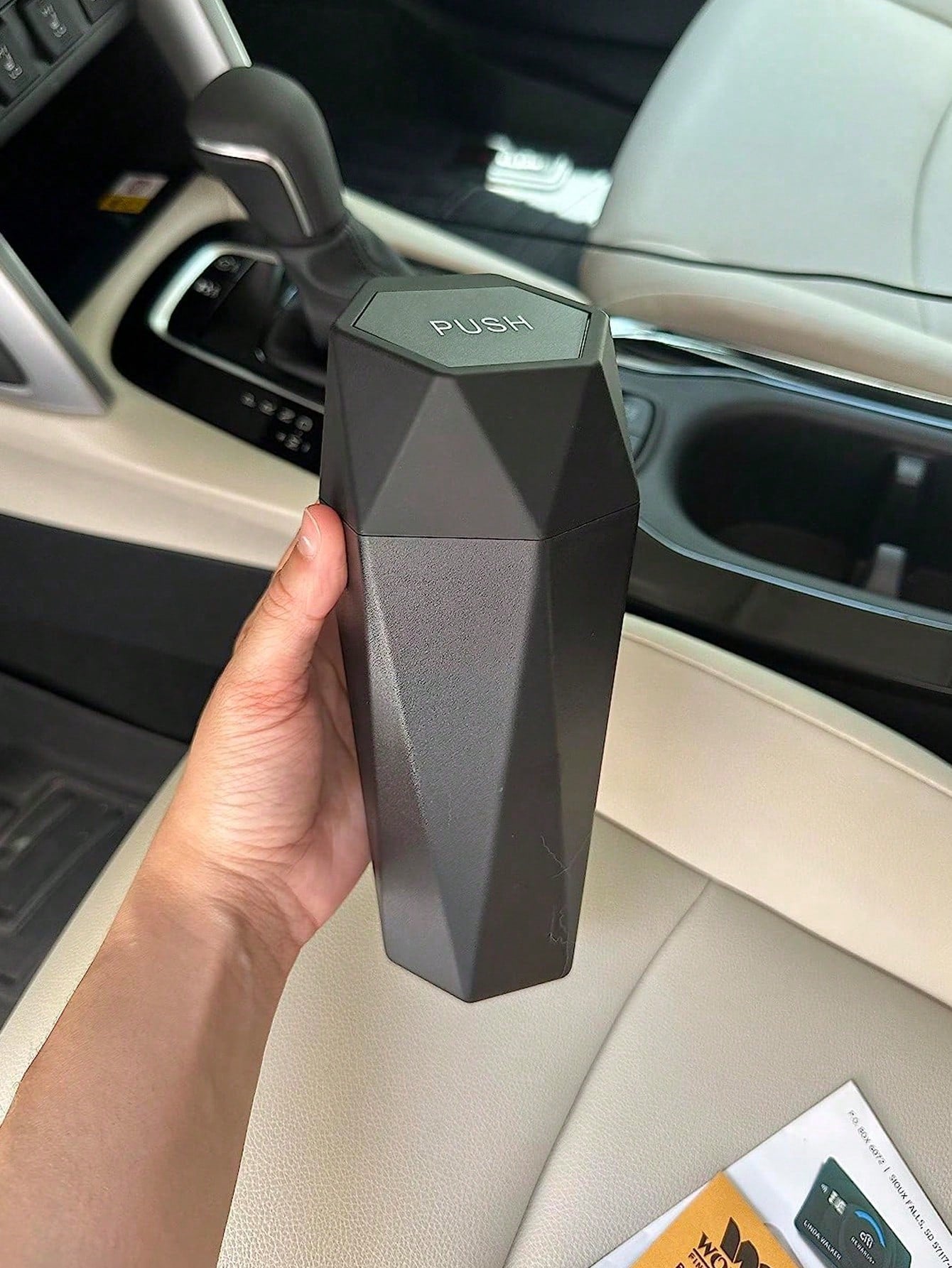 1/2/4/6/7pcs Press-Type Lid Car Trash Can & Trash Bag Set, Mini Essential Car Interior Accessory, Leak-Proof Trash Bin, Multi-Purpose Storage Box And Organizer Space, Suitable For Car, Home, Office, T