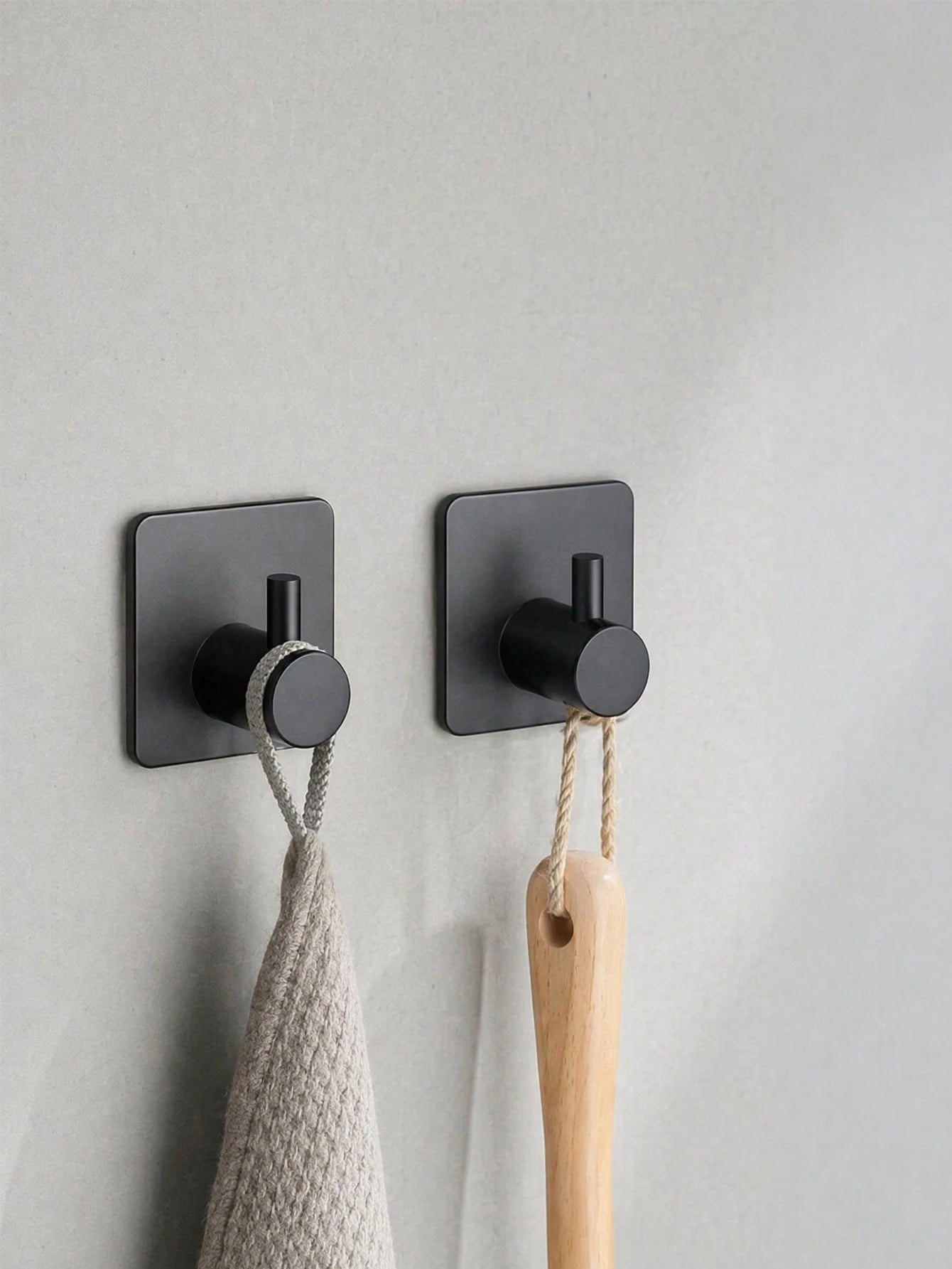 1/2/4pcs Square Adhesive Hooks, No Drilling Wall Mounted Towel Hooks, Hanger Rack, Shower Organizer, Essential For Home & Apartment, Bathroom & Kitchen Storage Bathroom Accessories