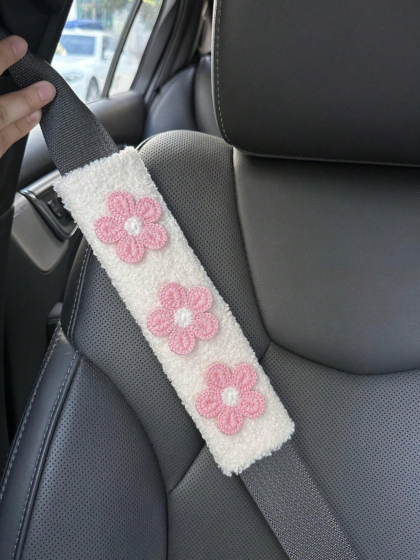1/2pcs Car Seat Belt Wool Flower Protector Cover