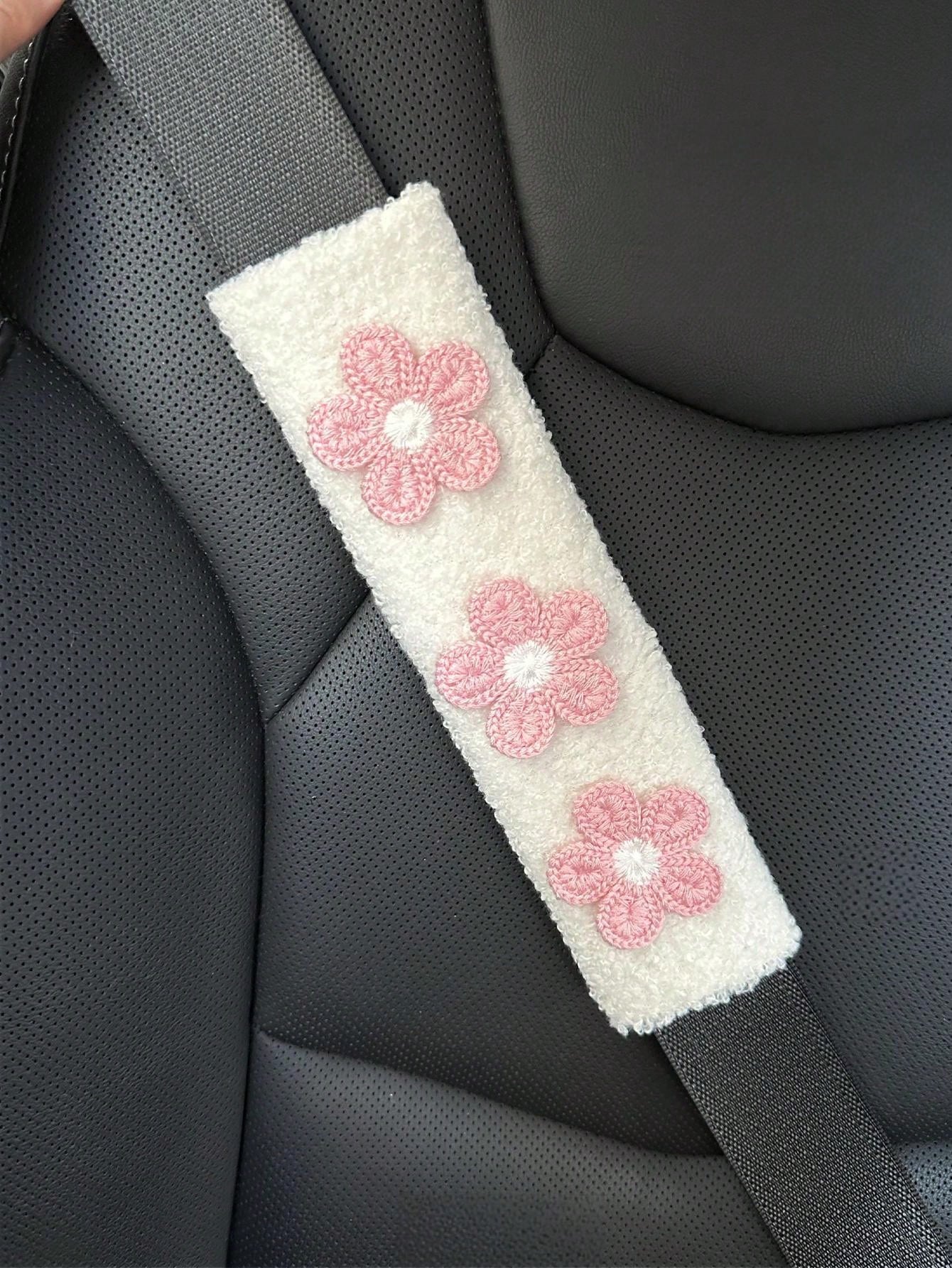 1/2pcs Car Seat Belt Wool Flower Protector Cover