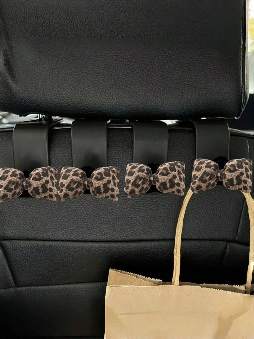 1/2pcs Cute Leopard Print Bow Car Seat Back Hanger- Leopard Bow Design, Seat Back Pocket, Keys, Car Accessories- Fits Most Vehicles