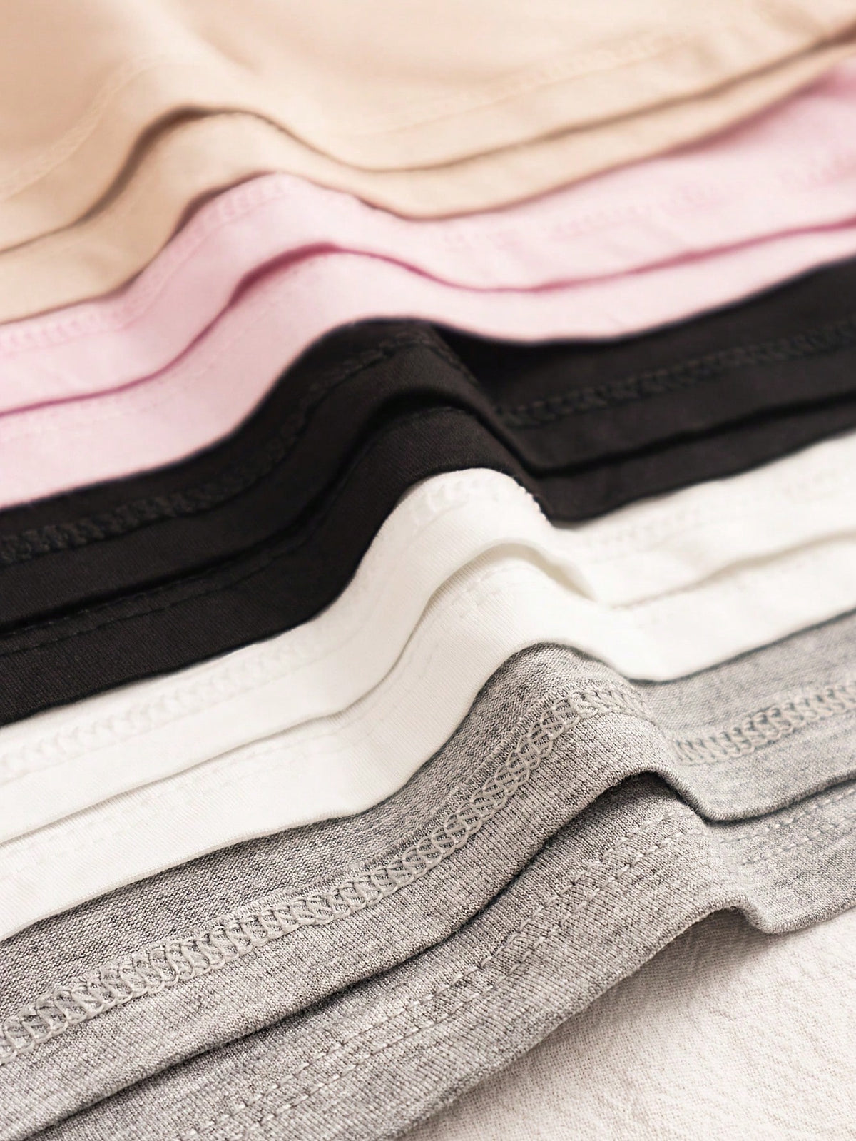 1/4-Piece Women's Built-In Bra Tank Top- Seamless Long-Sleeve Top, Soft And Stretchy Fabric In Solid White/Gray/Black/Beige, Versatile Strapless Layered Styling For Casual Wear, Smooth Texture Basic