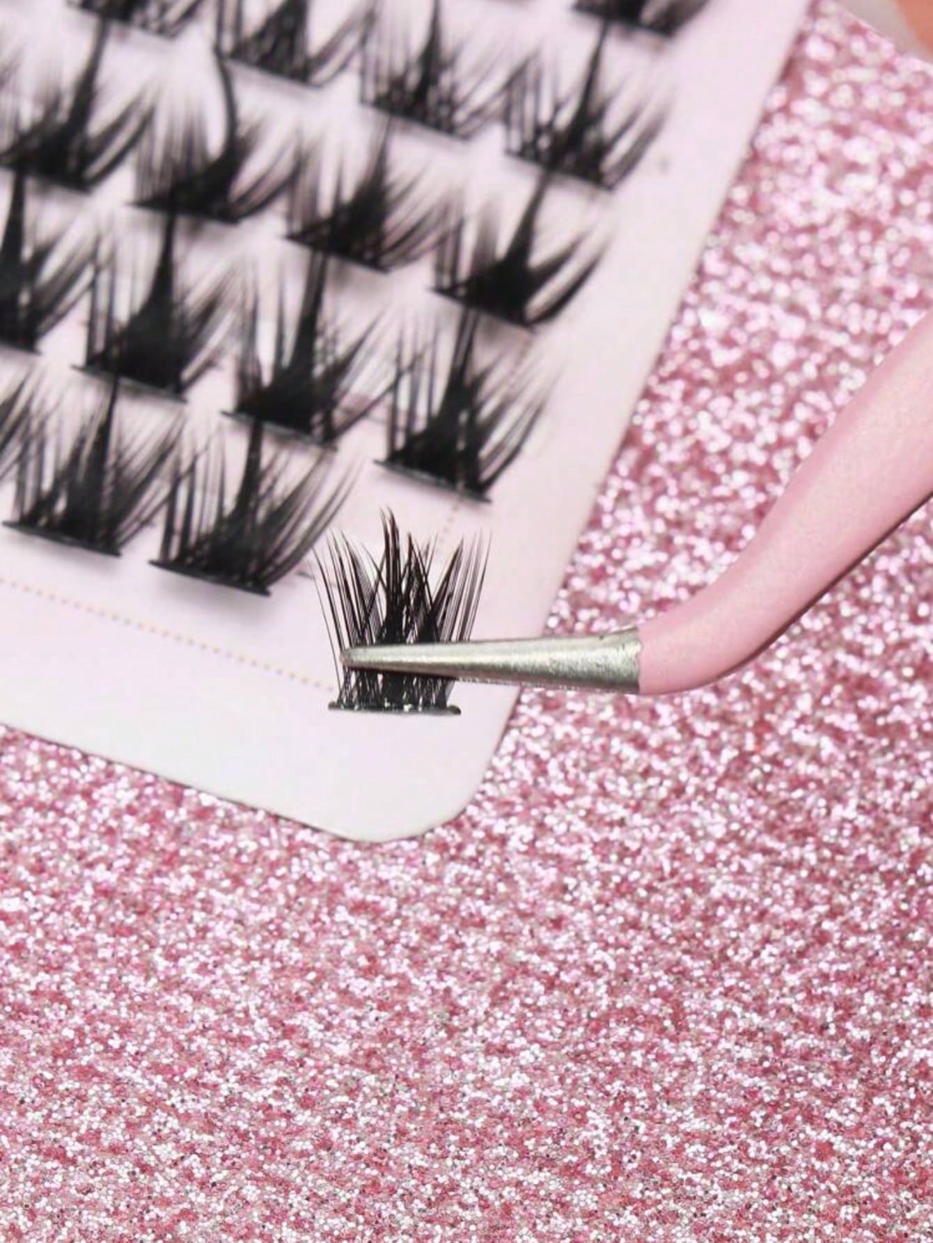 1-5pcs Pink Minimalist Eyelash Tweezers, Straight & Angled Tips, Two Styles Available, Finely Designed To Meet Various Needs. Thickened Steel Material, High Hardness, Good Elasticity, Durable. Comes W
