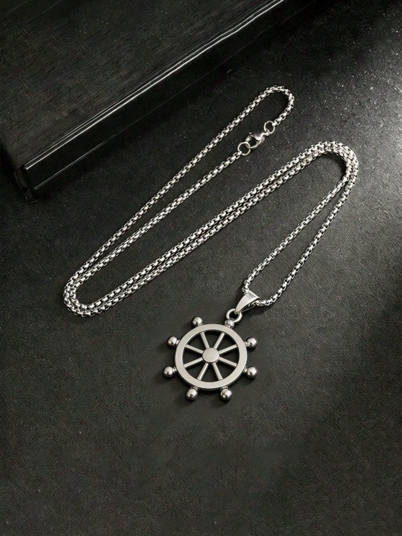 1 Hip Hop Boat Rudder Necklace For Women, Light Luxury, Niche Design, Simple And Fashionable, High-End Pendant, New Anchor, Rearview Mirror Chain, Steering Wheel Chain