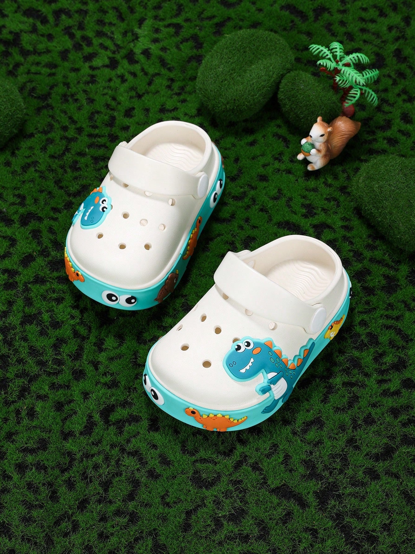 1 Pair Dinosaur Print Breathable Non-Slip One-Piece Baby Beach Clogs, Sandals