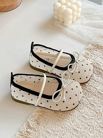 1 Pair Girls Fireworks Mesh Hollow Out Soft Sole Flat Shoes, Toddler/Kids Fashion Hollow Out Sandals Casual Shoes, Bow Knot Hanfu Shoes, Spring/Summer Style (Please Purchase According To Size Chart In