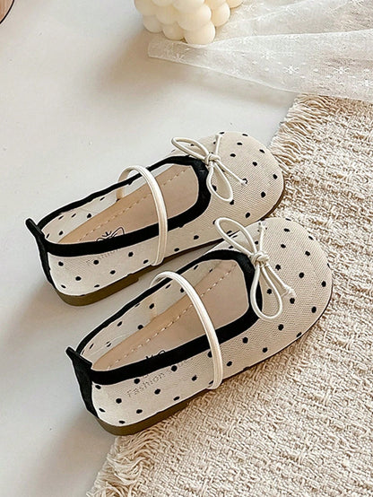 1 Pair Girls Fireworks Mesh Hollow Out Soft Sole Flat Shoes, Toddler/Kids Fashion Hollow Out Sandals Casual Shoes, Bow Knot Hanfu Shoes, Spring/Summer Style (Please Purchase According To Size Chart In