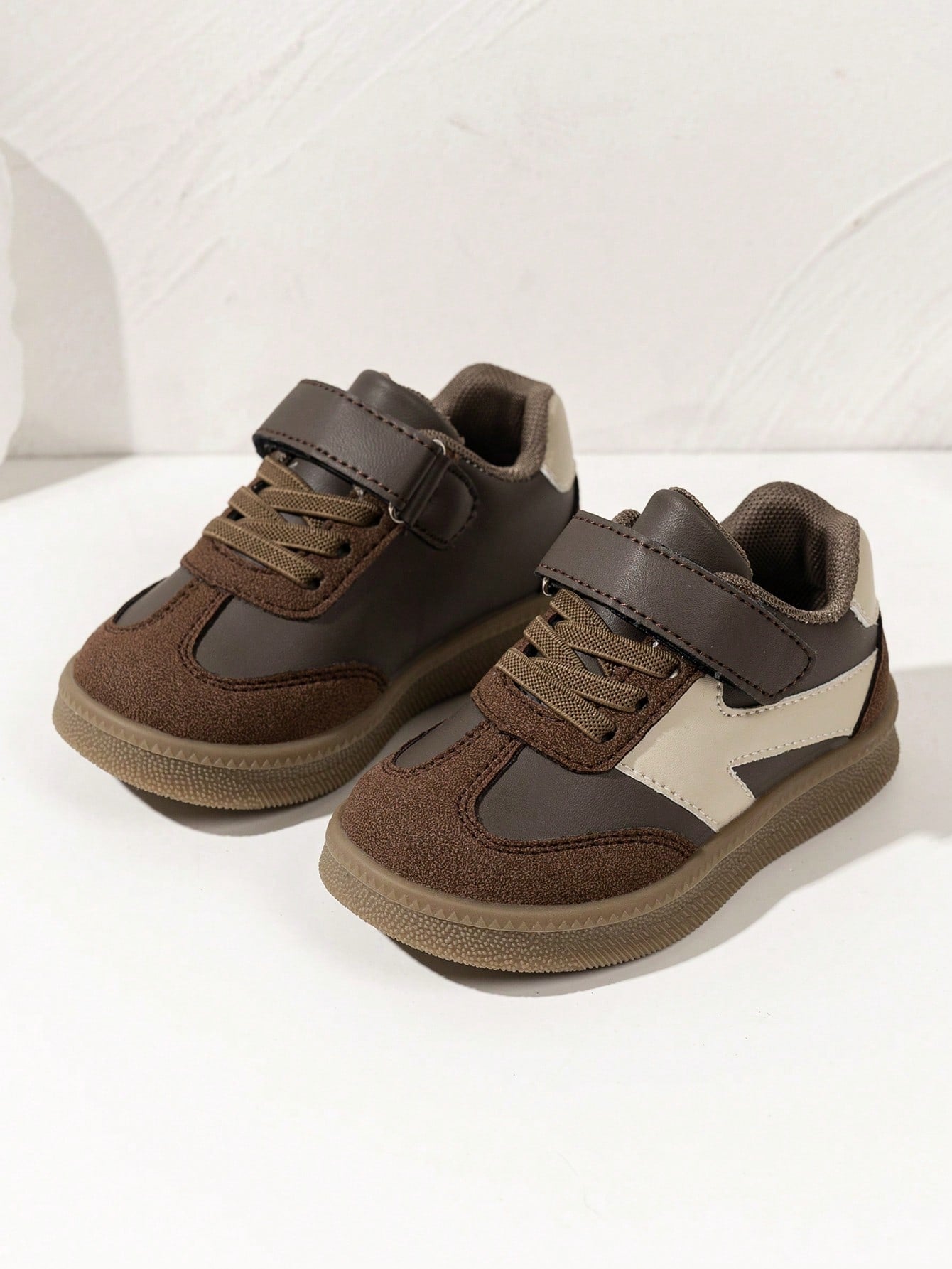 1 Pair Girls' Sports Shoes, Boys' Sports Shoes, Spring/Autumn New Baby Toddler Shoes, Walking Shoes Wear-Resistant Soft Sole Colorblock Training Shoes, Baby Casual Shoes