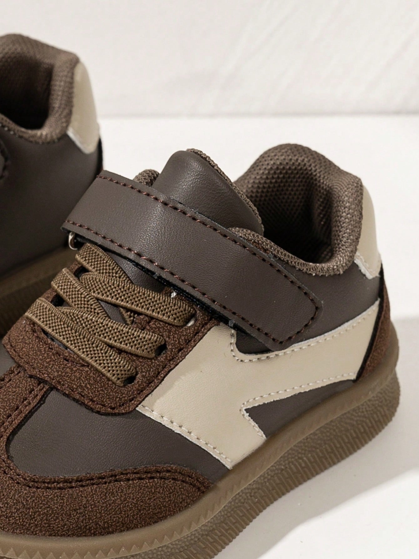 1 Pair Girls' Sports Shoes, Boys' Sports Shoes, Spring/Autumn New Baby Toddler Shoes, Walking Shoes Wear-Resistant Soft Sole Colorblock Training Shoes, Baby Casual Shoes