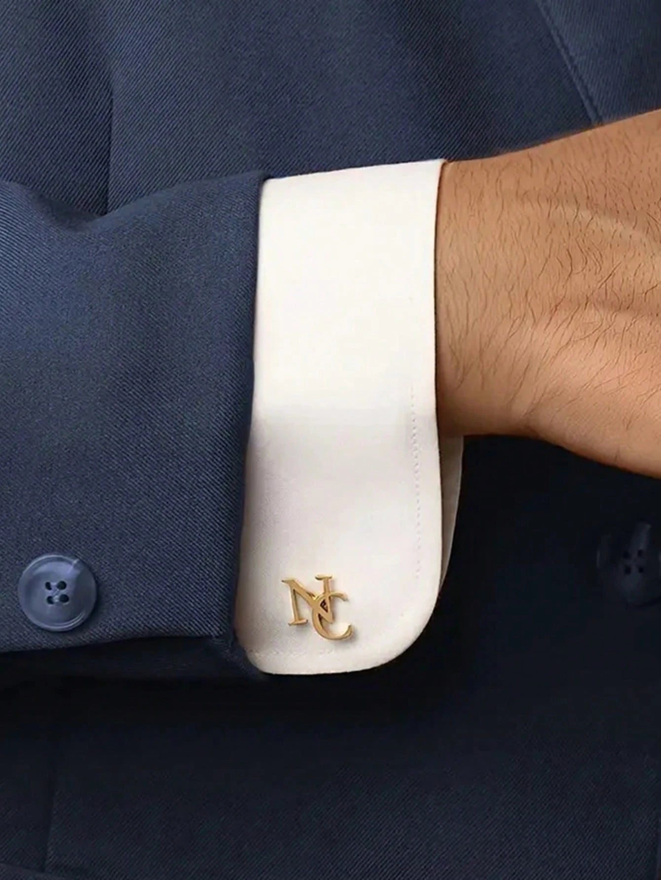 1 Pair Stainless Steel Engraved Letter, Personalized Suit Cufflinks For Men, Everyday Shirt Cufflinks, Gift For Father, Husband, Groomsmen, Father's Day, Wedding, No Gift Box, Colorful, Unisex, Annive