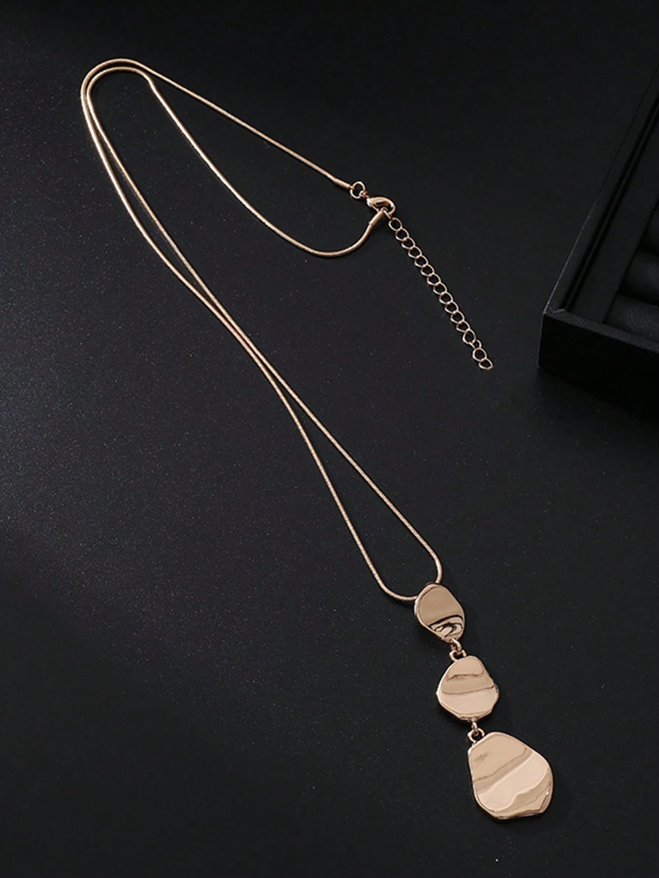 1 Pc Fashionable And Minimalist Asymmetrical Geometric Alloy Pendant Long Necklace, Timeless Handmade Bohemian Pendant Necklace, Fashionable And Durable Item Suitable For Both Men And Women, Elegant A