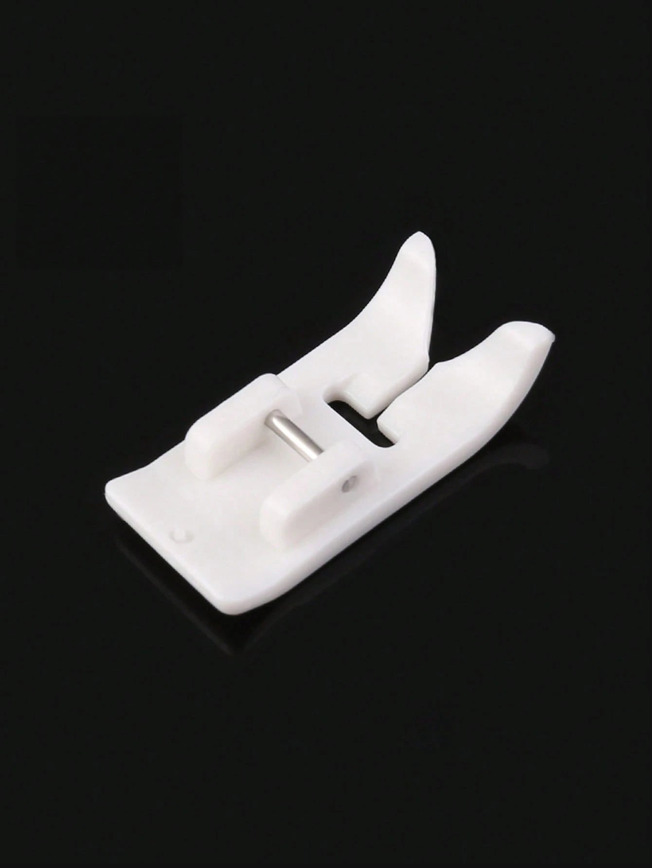 1 Pc, Home Multifunctional Sewing Machine With Leather Sliding Material Presser Foot Plastic Steel Non-Stick Presser Foot, Household Sewing Machine Sewing Accessories, Sewing Machine Accessories, DIY