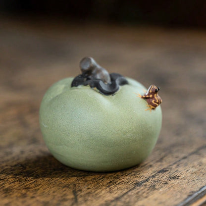 1 Piece Tea Pet Frog Ornament Handmade Simulation Potato Bamboo Shoot Garlic Persimmon Sculpture Tea Set Accessories