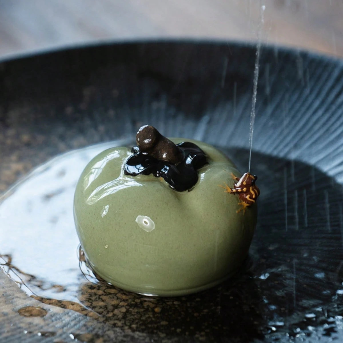 1 Piece Tea Pet Frog Ornament Handmade Simulation Potato Bamboo Shoot Garlic Persimmon Sculpture Tea Set Accessories