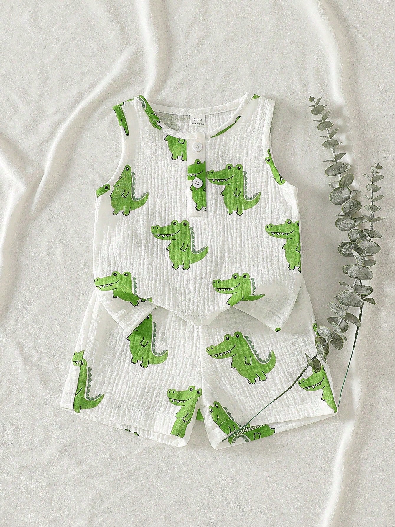 1 Set Baby Boy Summer Vacation Style Lively Casual Coconut Tree Print Top With Sunset Orange Gradient Print Shorts, Suitable For Outdoor Summer Wear