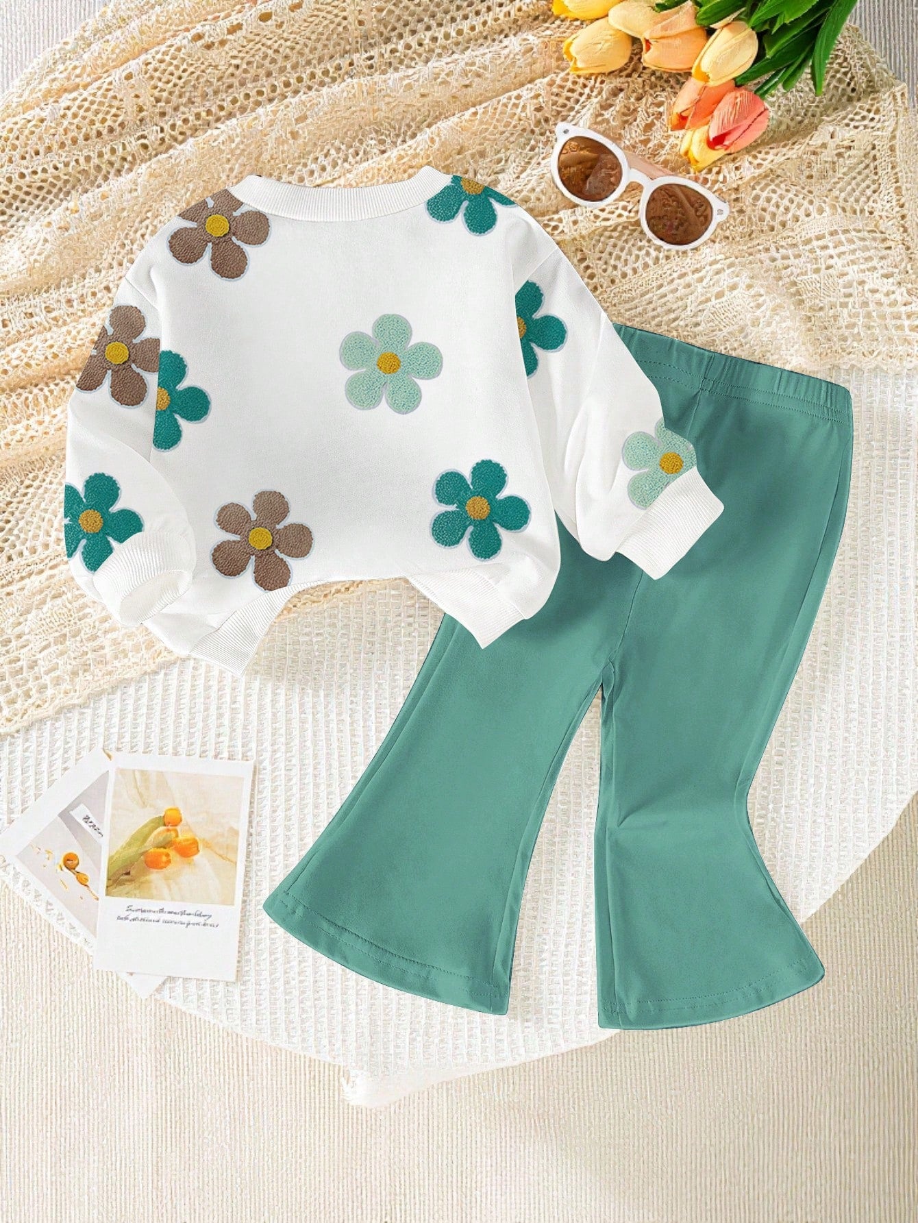 1 Set Baby Girl Casual Cute Floral Print Crew Neck Sweatshirt And Flare Pants Outfit, Autumn/Winter