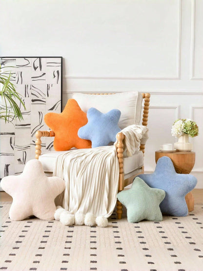 11.81"/15.74" Cute Star Shaped Throw Pillow, Soft Faux Fur Material, Christmas Decoration For Sofa, Bedroom, Living Room, Great Christmas Gift For Family And Friends