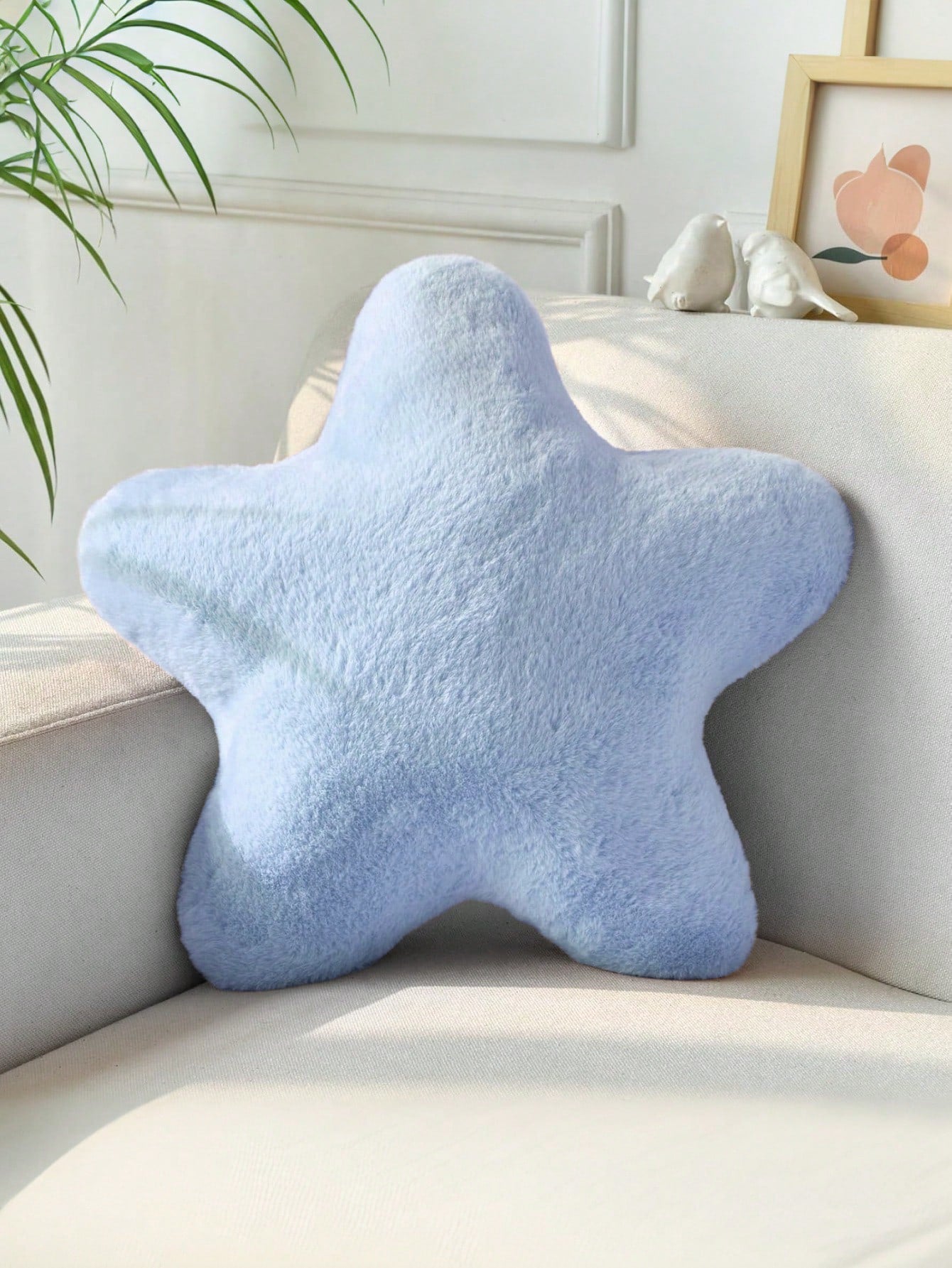 11.81"/15.74" Cute Star Shaped Throw Pillow, Soft Faux Fur Material, Christmas Decoration For Sofa, Bedroom, Living Room, Great Christmas Gift For Family And Friends