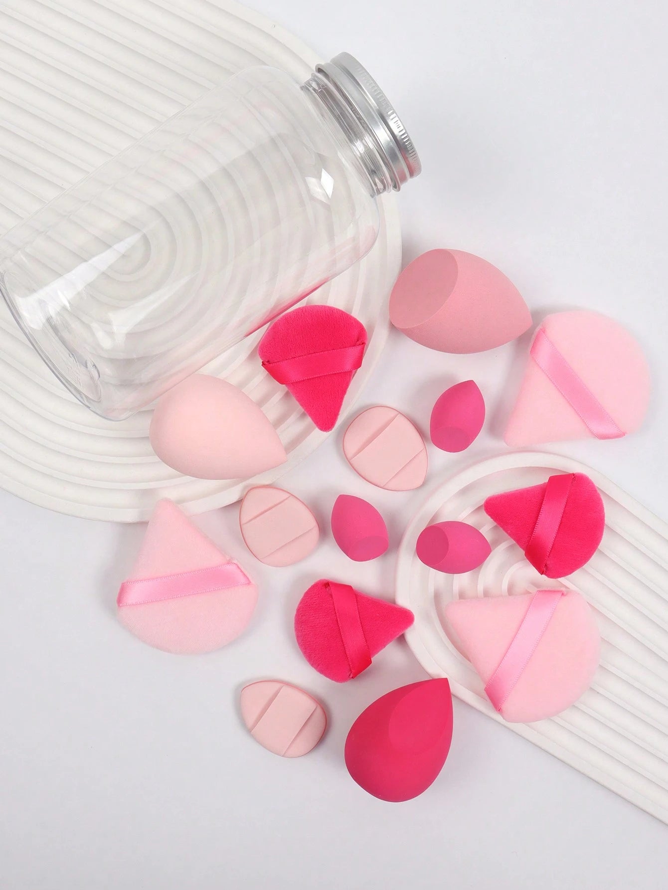 15pcs Makeup Sponge Set With Storage Container, Including 3pcs Makeup Sponge & 3pcs Mini Makeup Sponge & 3pcs Large Powder Puff & 3pcs Mini Powder Puff & 3pcs Mini Finger Cushion Puff, For Liquid, Cre