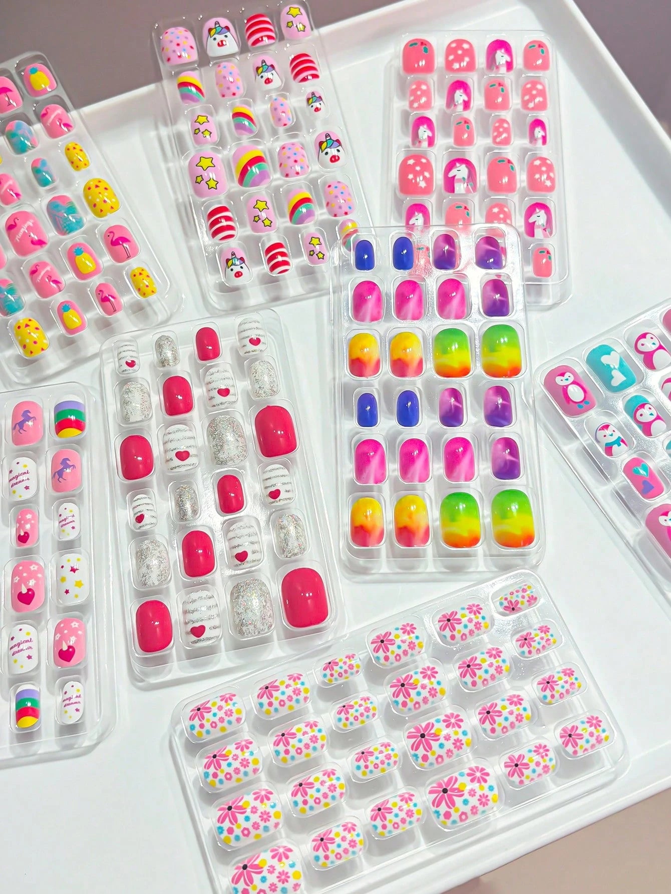 (192pcs 8 Packs) Kids Acrylic False Nails Press On Full Cover Glitter Cute Spring Summer Pineapple,Unicorn,Penguin,Flamingo,Rainbow, Heart Short Kids Stick-On False Nails Set For Little Girls, Nail Su
