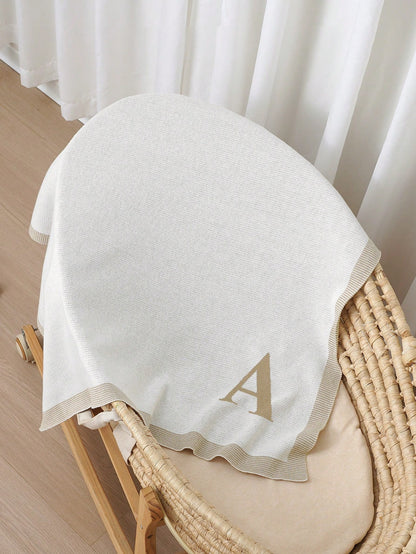 1pc 26 Letter Knitted Baby Blanket, Minimalist Casual Infant Throw Blanket, Suitable For All Seasons