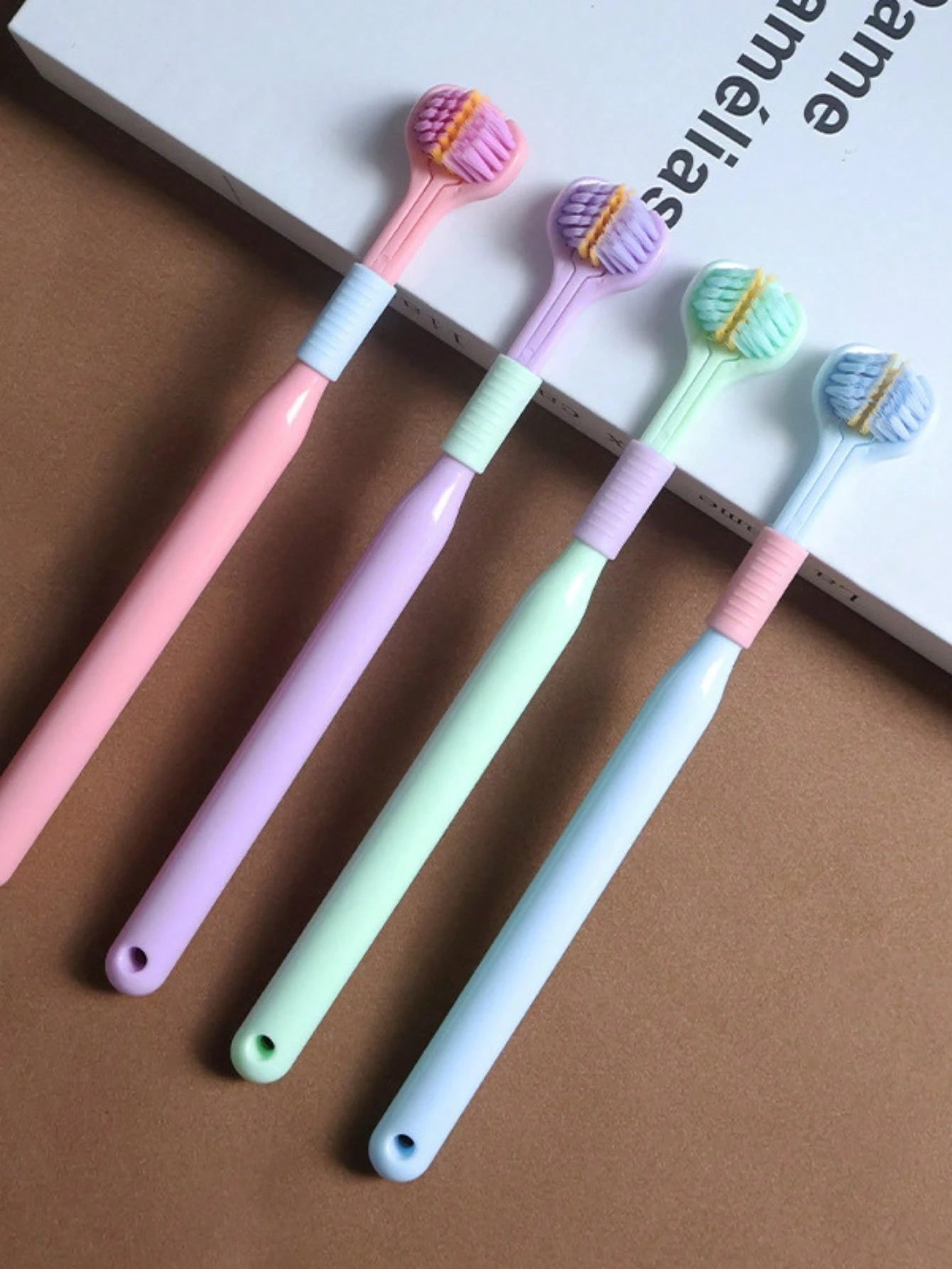 1pc 3-Sided 45 Degree Triangle Toothbrush, 3X Deep Cleaning Oral Care Toothbrush With Tongue Scraper, Couples Household Toothbrush Home Bathroom Decor Back To School