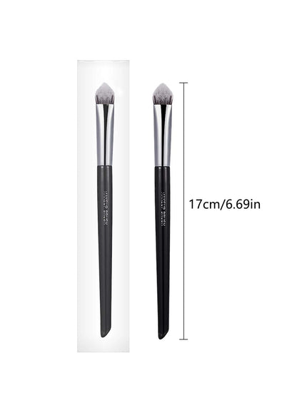 1pc Black Triangular Concealer Brush For Acne, Dark Circles, Tear Troughs, Highlighting And Detailing,Foundation Brush,Concealer Brush,Blush Brush,Contour Brush,Blush Brush,Bronzer Brush,Powder Brush