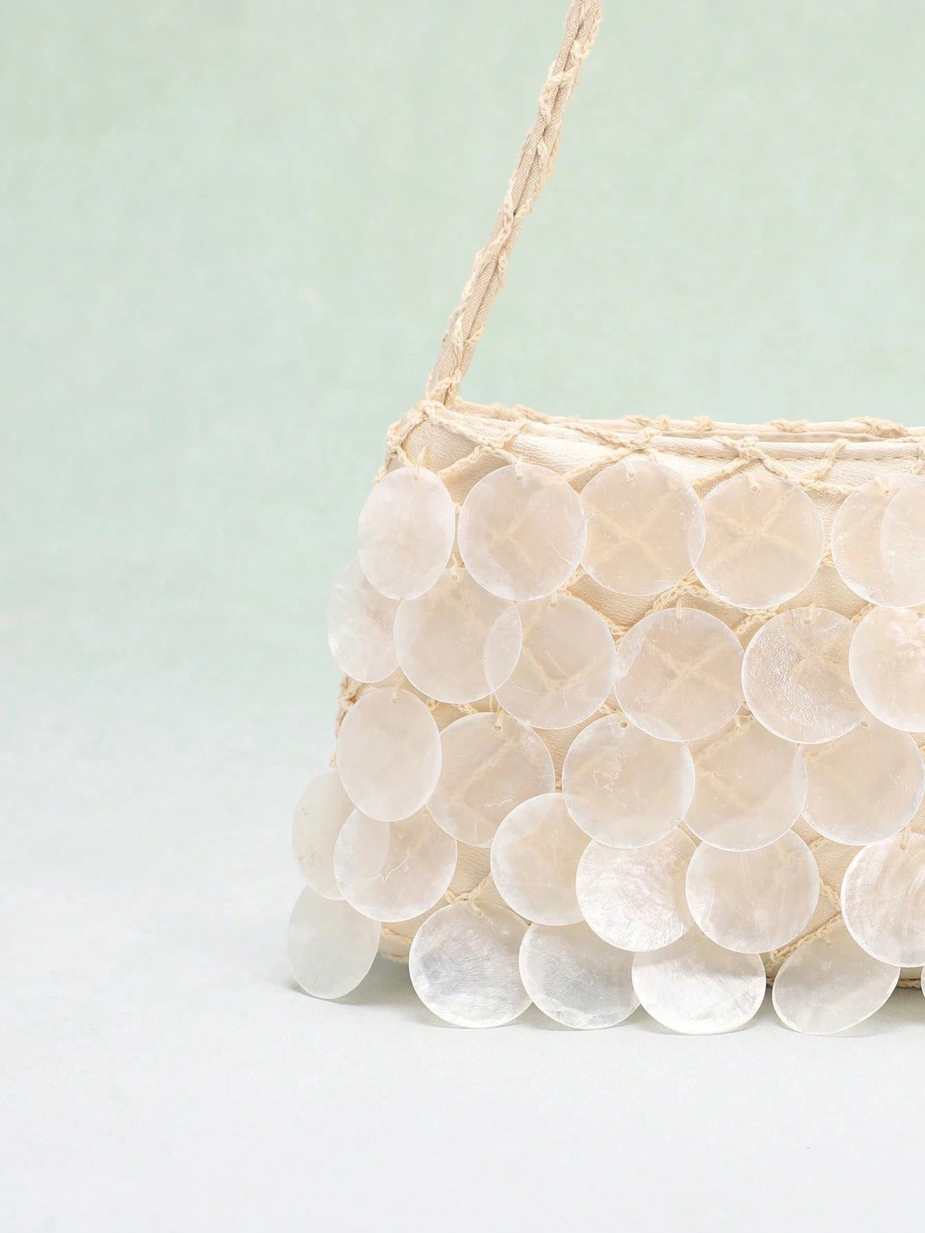 1pc Boho Seashell Slice Beaded Tassel Handbag, Women's Handmade Mermaid Sequin Fishnet Woven Tote Bag, Suitable For Summer Beach Travel Vacation And Pool Party (Natural Cracks, Impurities And Defects