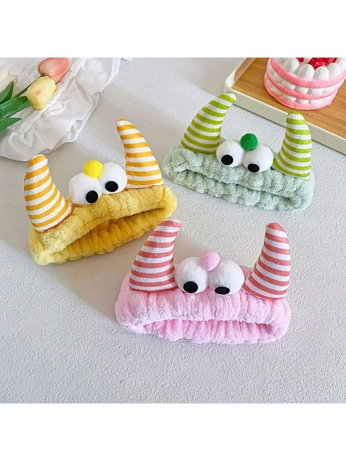 1pc Bull Horn Striped Headbands, Bath Headband,Cute Hair Band, Creative Polyester Facial Makeup Headband For Bathroom, Plush Wristband With Coral Fleece Sweatband For Face Washing/Sweating, Waterproof