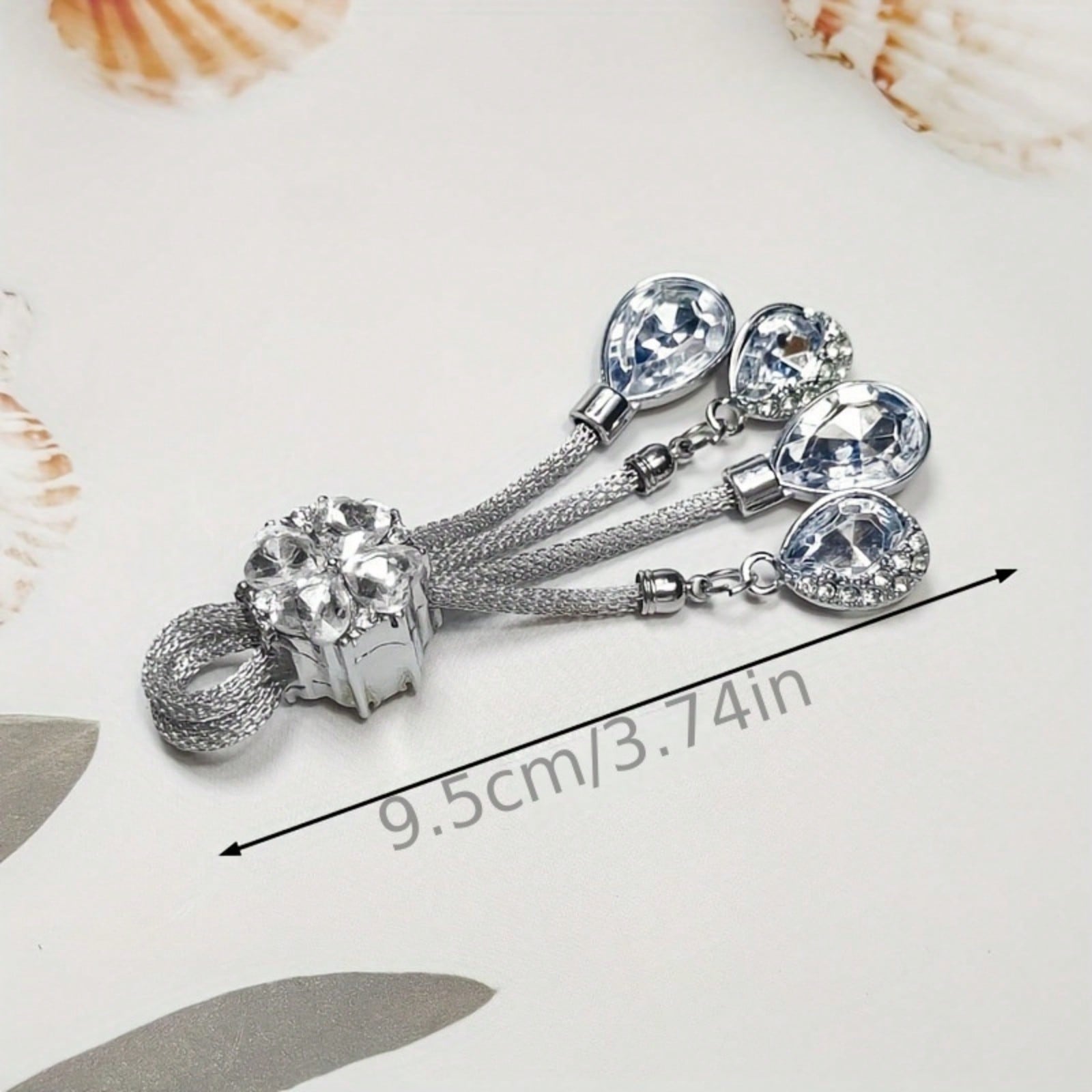 1pc Car Keychain Reflective Crystal Effect Keychain Bag Decoration Car Key Accessory Sparkling Keychain Accessory (With Key Installation Tool) Backpack Decor