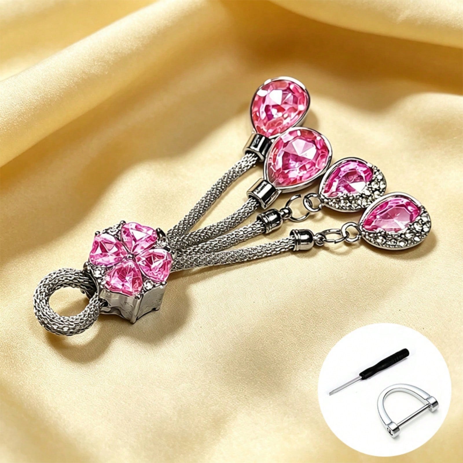 1pc Car Keychain Reflective Crystal Effect Keychain Bag Decoration Car Key Accessory Sparkling Keychain Accessory (With Key Installation Tool) Backpack Decor