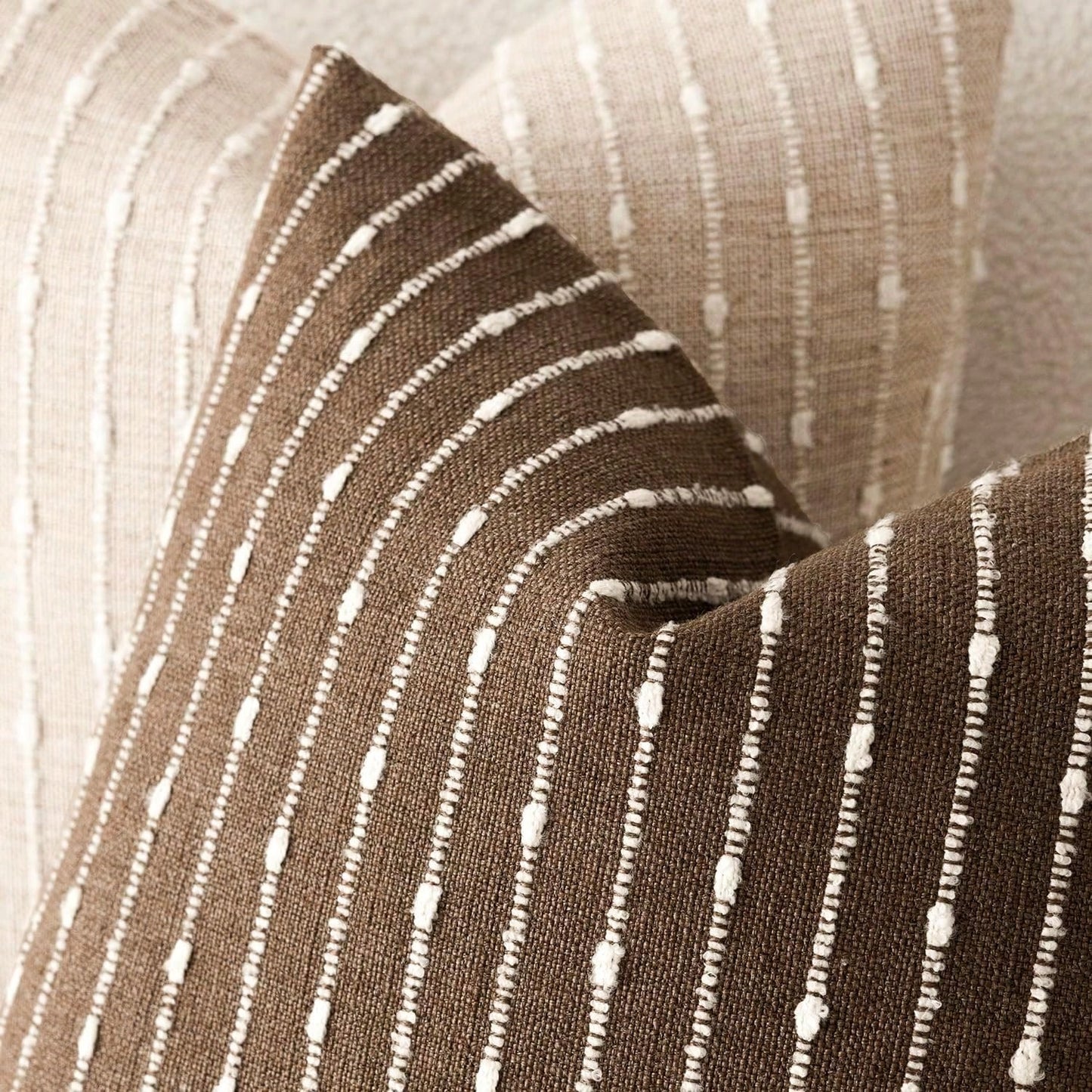 1pc Coffee Brown (Without Filling) Decorative Jacquard Plush Pillow Cover, Comfortable Modern Striped Texture Cushion Cover, Suitable For Sofa, Bedroom, Living Room, Exhibition Hall, Home Decor, All S