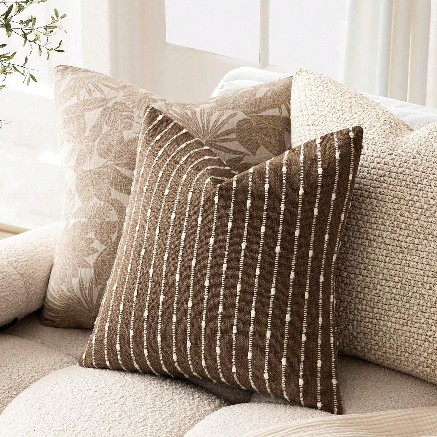 1pc Coffee Brown (Without Filling) Decorative Jacquard Plush Pillow Cover, Comfortable Modern Striped Texture Cushion Cover, Suitable For Sofa, Bedroom, Living Room, Exhibition Hall, Home Decor, All S