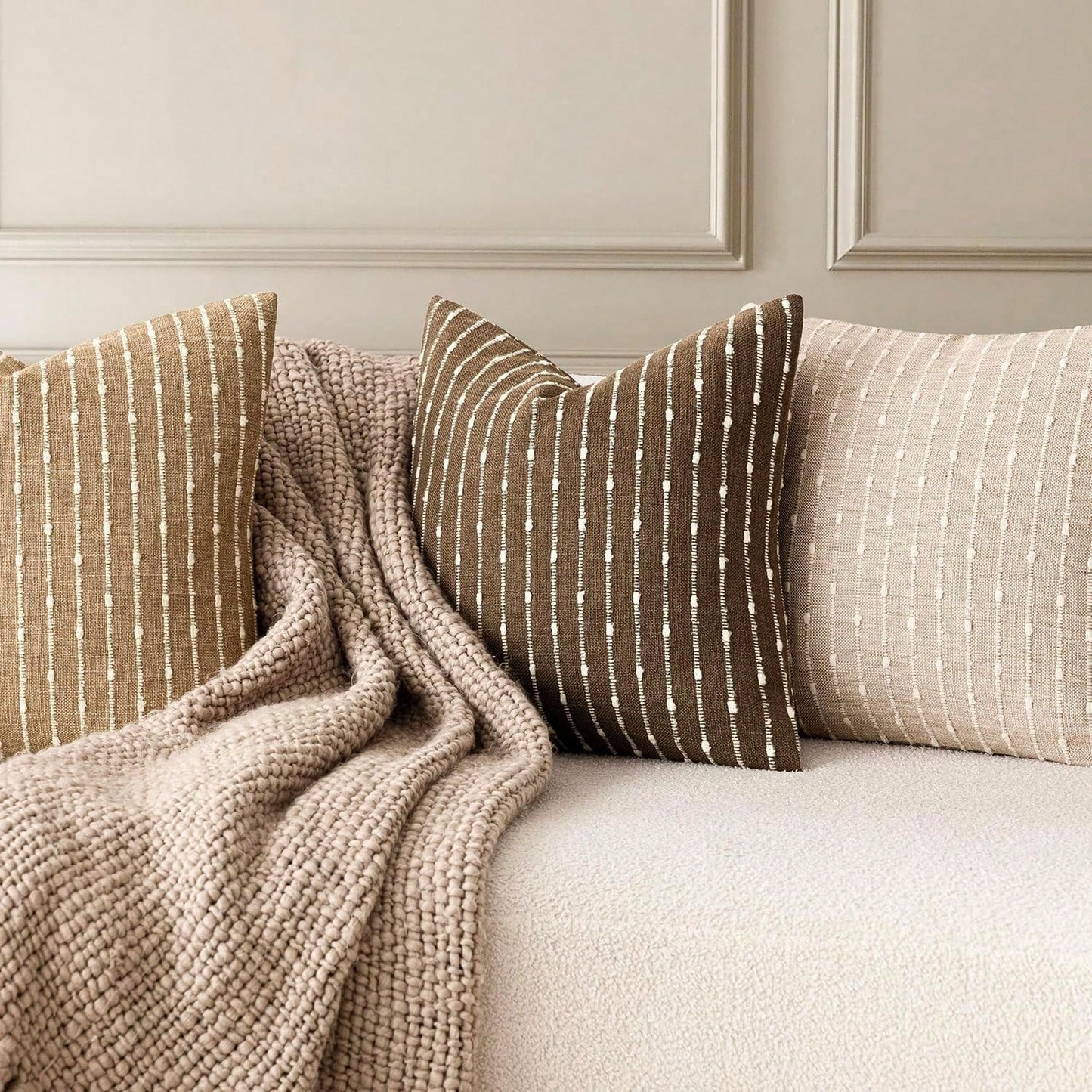 1pc Coffee Brown (Without Filling) Decorative Jacquard Plush Pillow Cover, Comfortable Modern Striped Texture Cushion Cover, Suitable For Sofa, Bedroom, Living Room, Exhibition Hall, Home Decor, All S