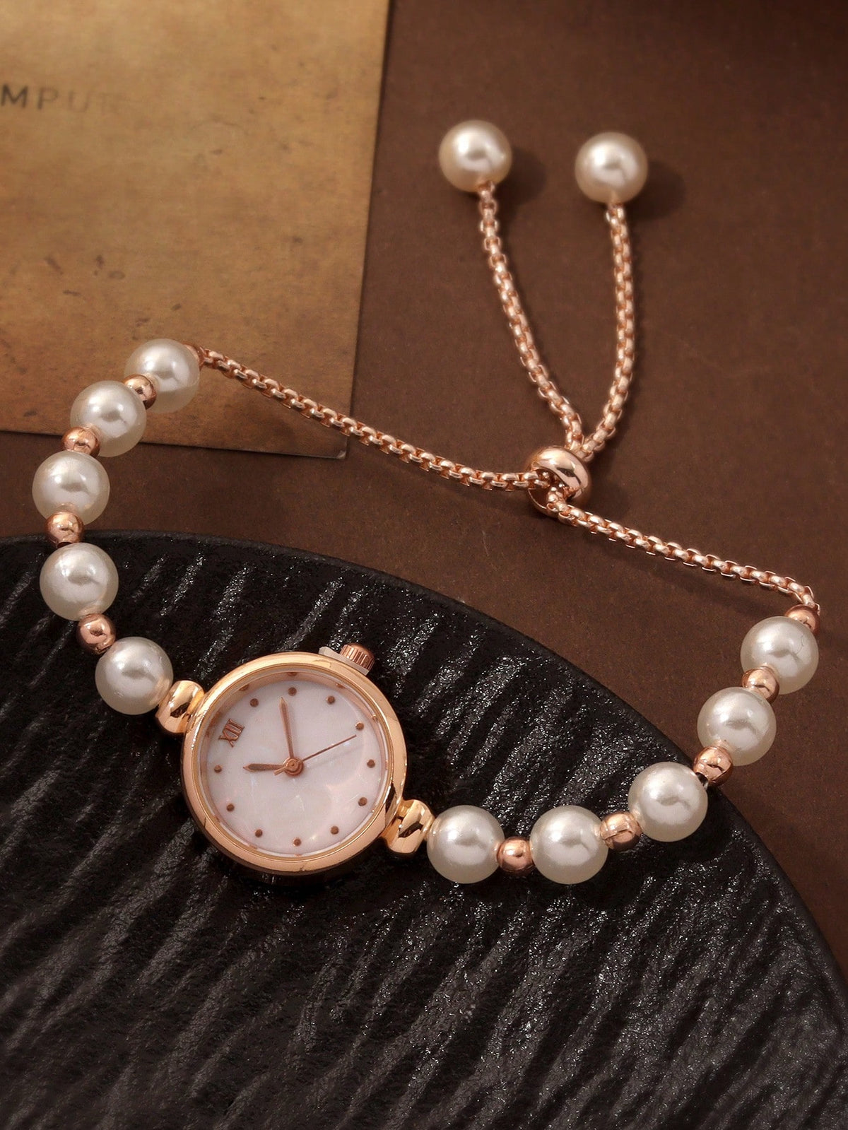 1pc Fashionable & Sweet Women's Watch, Versatile Round Dial, Pearl Chain Strap, Suitable For Holidays, Parties, Weddings, Back To School, Christmas, Thanksgiving, Halloween, Easter And Other Occasions