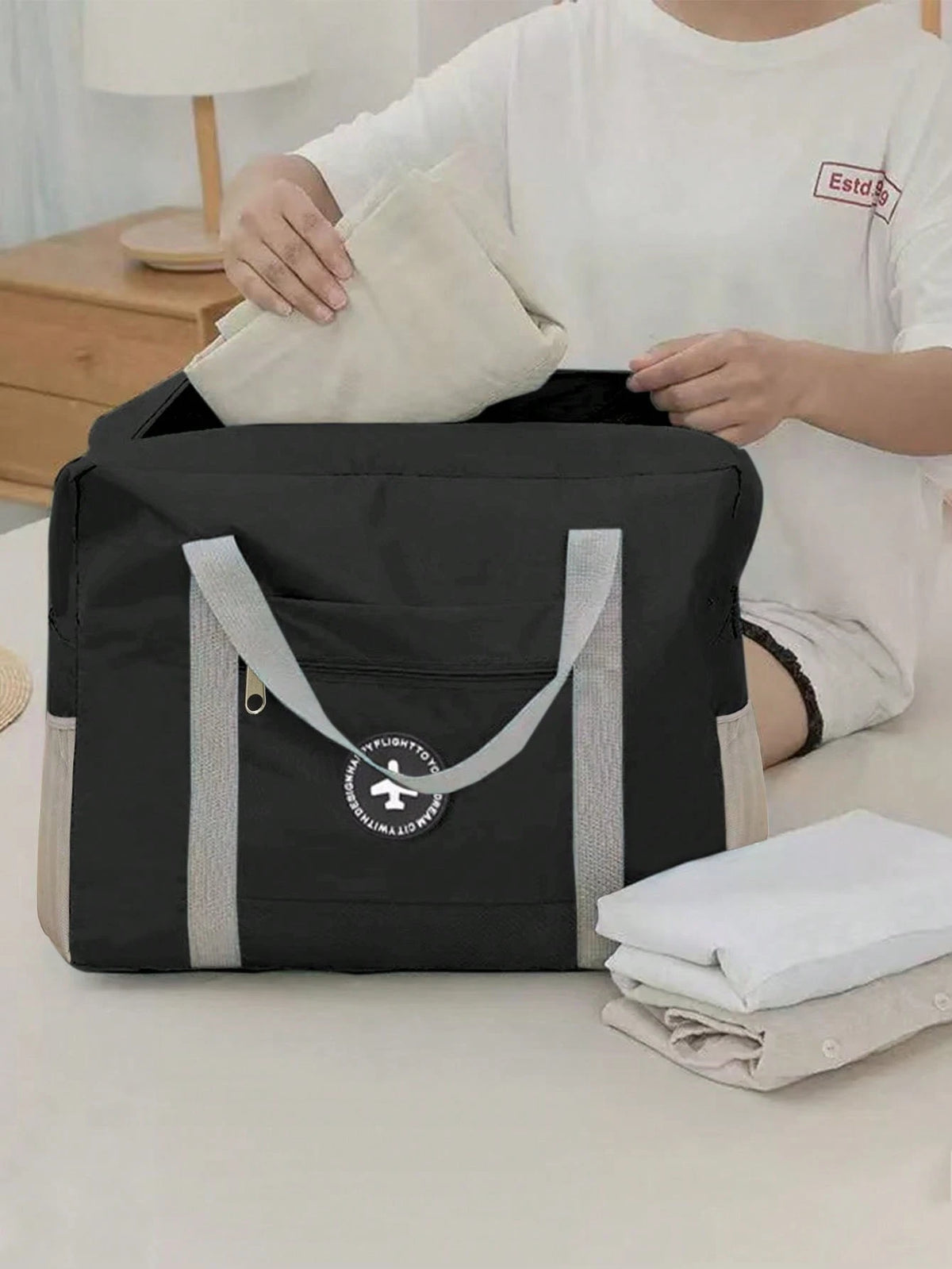 1pc Foldable Travel Storage Bag, Lightweight Large Capacity Tote Bag, Fashionable Travel Companion- Stylish, Lightweight, Foldable Duffel Bag With Ample Storage Space, Perfect For Organized Packing.