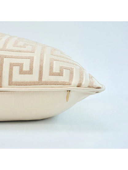 1pc Gold Maze Pattern Pillow Cover, Luxury Jacquard Design, Available In Sizes: 45x45cm(18x18in)/ 50x50cm(20x20in), Multi-Size Options For Sofa, Living Room, Hotel, Outdoor Spaces, Etc. (Pillow Inser