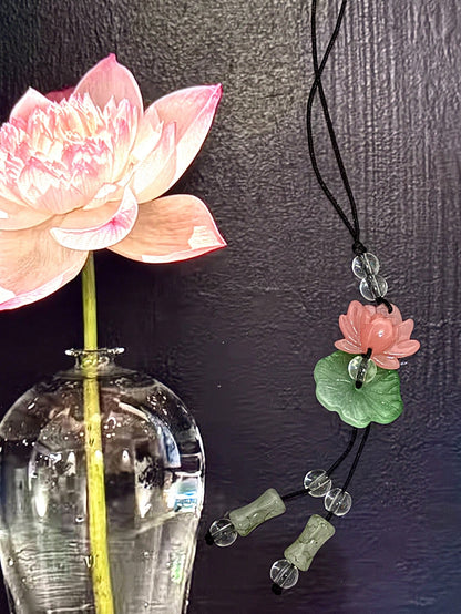 1pc Good Luck Lotus Flower Design Bamboo Pendant Phone Charm, Handmade Woven Lotus Flower Phone Strap, Suitable For Women Daily Use Compatible With Android And Most Smartphone,Gifts For Mother, Family