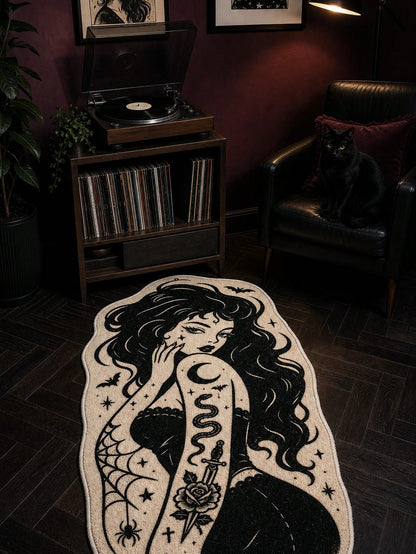 1pc Gothic Tattoo Girl Area Rug Black And White Witchy Pin Up Art Soft Plush Rug For Bedroom Living Room Dressing Room Vanity Dorm Grunge Punk Emo Dark Academia Aesthetic Whimsical Home Decor Cute Hal