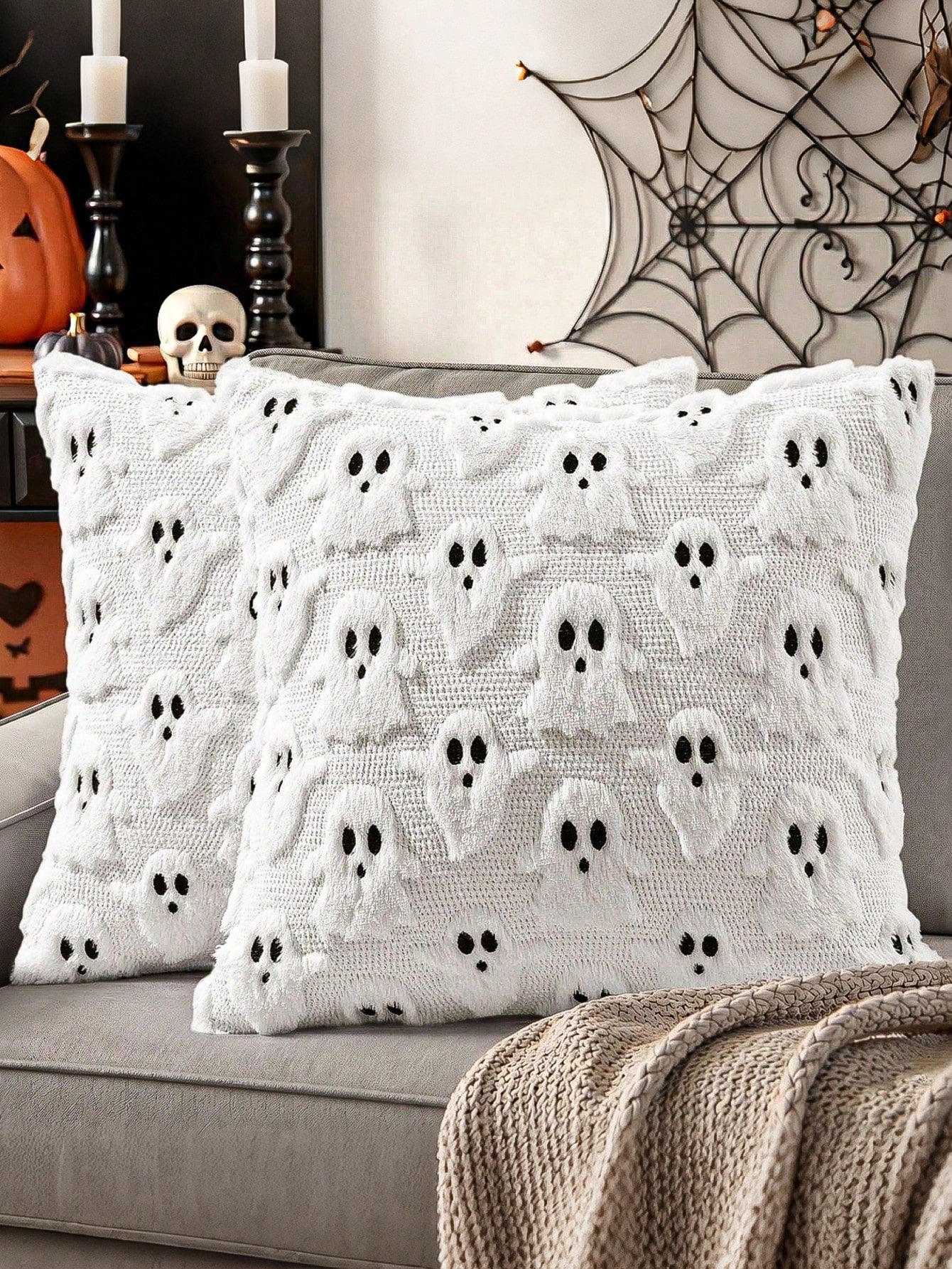 1pc Halloween Ghost Pillowcase, Room Decor, Halloween Decoration, Cute 3D Ghost Decorative Cushion Cover, Autumn Decor, Living Room Cushion Cover, Suitable For Sofa, Bedroom, Home Decor, Perfect For D