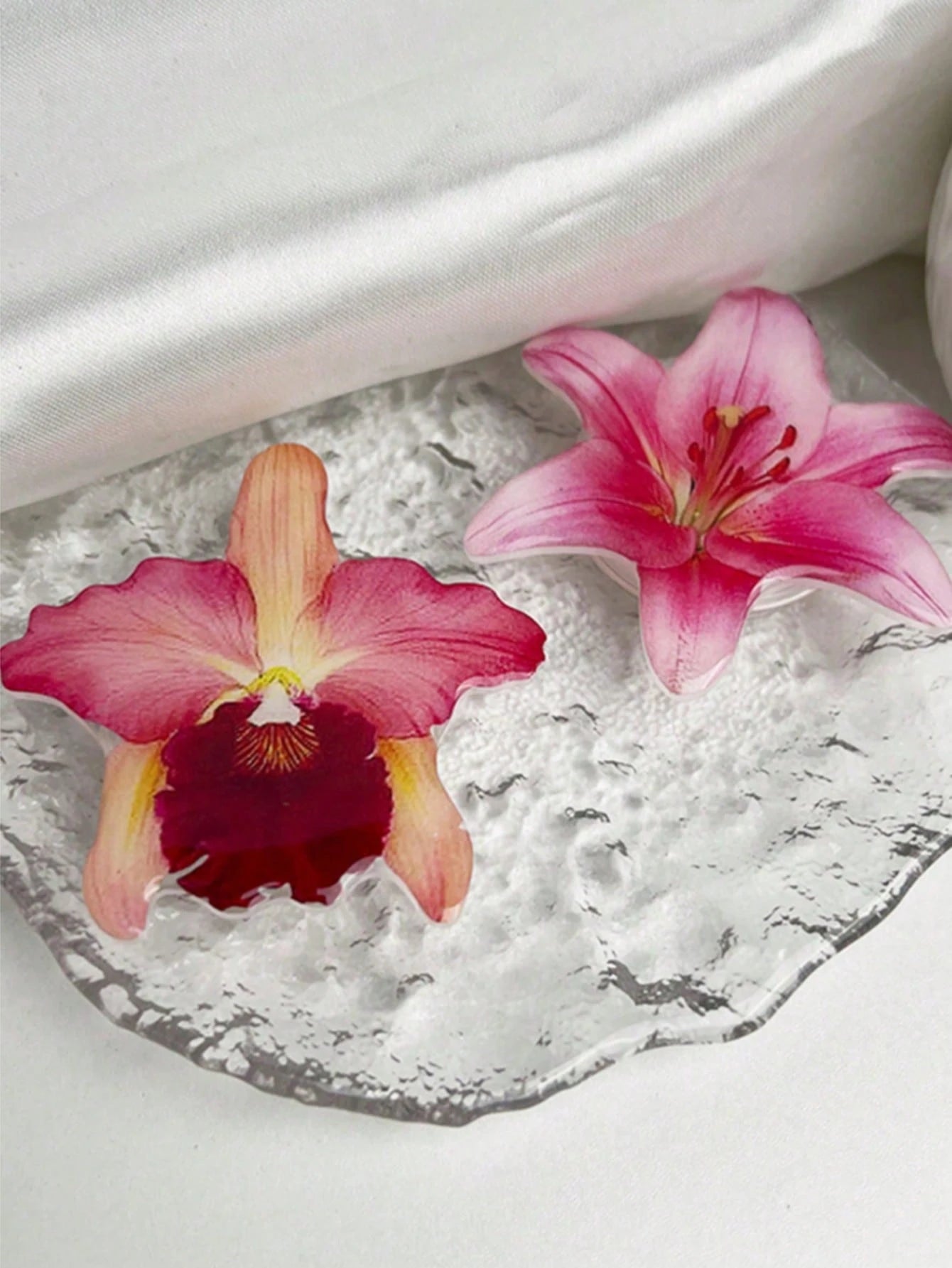 1pc INS Pink Flower Orchid Lily Acrylic Resin Phone Holder, Foldable Portable Air Cushion Phone Stand
