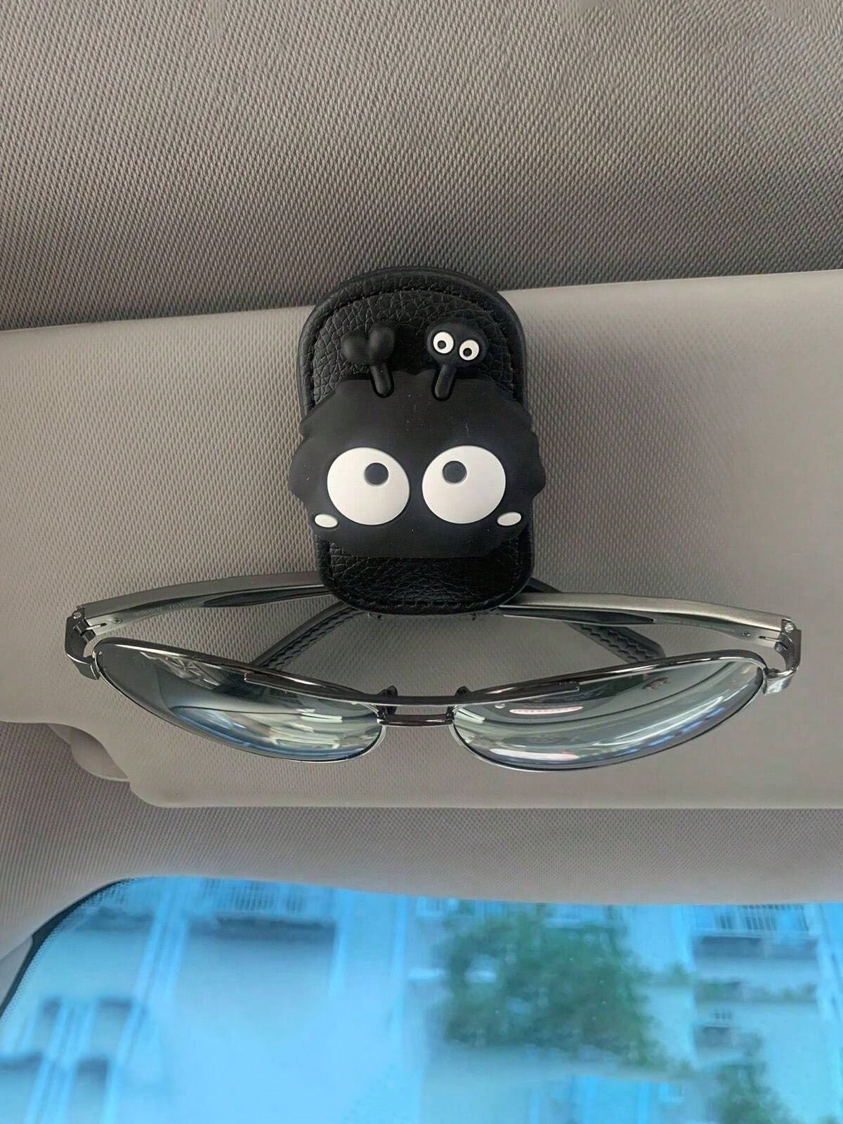 1pc Magnetic Car Sun Visor Glasses Clip, Made Of PU Material, Cute CharcoalDesign, Fashionable Glasses Holder With Strong Magnetic Bracket, Car Interior Accessories (Black), Automotive Decor| Interes