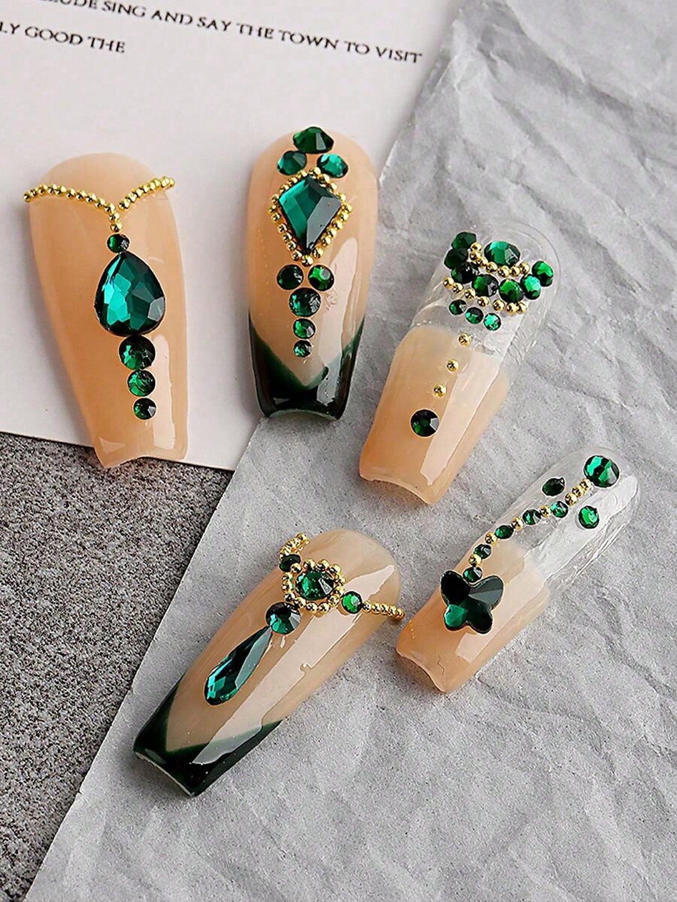 1pc Magnetic Nail Art Pen And 1 Box Of 12 Slots Gold & Silver Metal Pendant Mini Caviar Nail Beads Crystal Decorations- Perfect For Cat Eye/Gemstone Style Gel Nail Polish Magnetic Nail Art Tools Pen