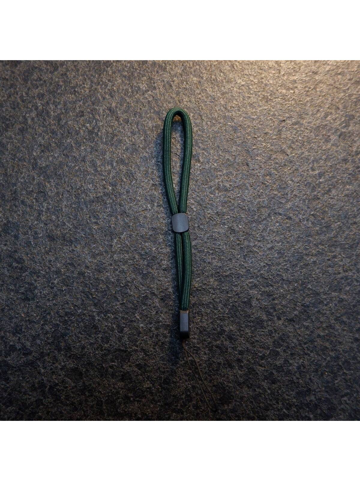 1pc Minimalist Solid Nylon Phone Lanyard, Adjustable Wrist Strap Phone Accessories, Anti-Drop Anti-Theft Gifts For Mother, Family, Friends, Birthday, Holiday Phone Charm, Phone Chain