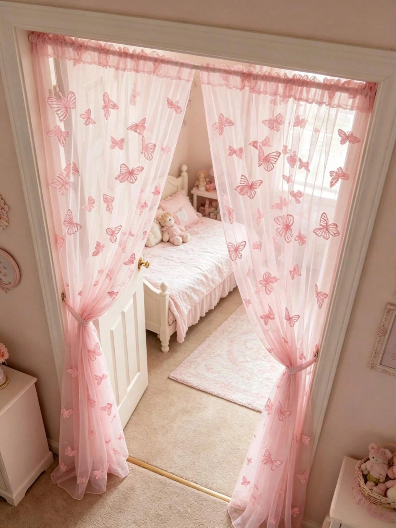 1pc Pink Butterfly Perforated Door Curtain, Rod-Pocket Mesh Door Curtain, DIY Fabric, DIY Mosquito Net Door Curtain, Baby Crib Curtain, Bedroom Door Curtain, Wall Decor Backdrop, Baby Room Decoration