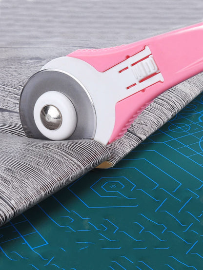 1pc Pink Fabric Cutting Roller Cutter